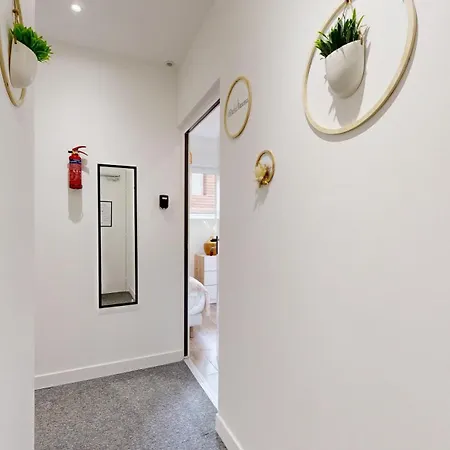 Expat Renting - Le Dolce - Netflix