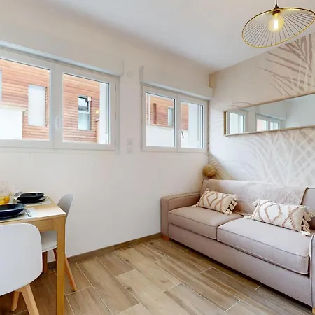 Expat Renting - Le Dolce - Netflix Apartman