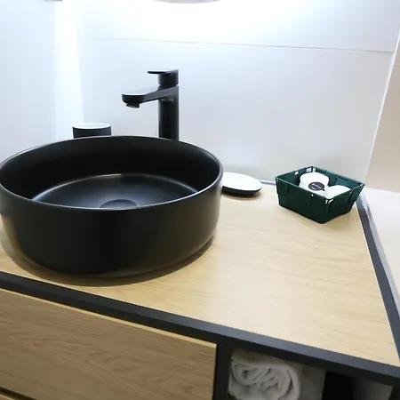 Expat Renting - Le Dolce - Netflix