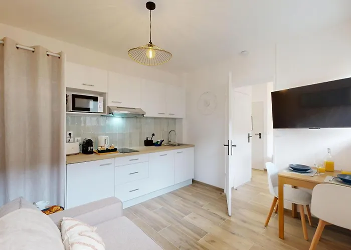 Daire Expat Renting - Le Dolce - Netflix