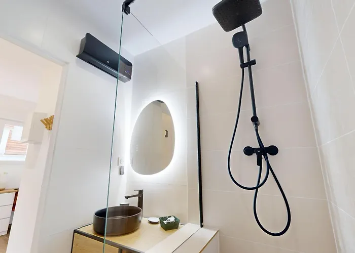 Expat Renting - Le Dolce - Netflix *